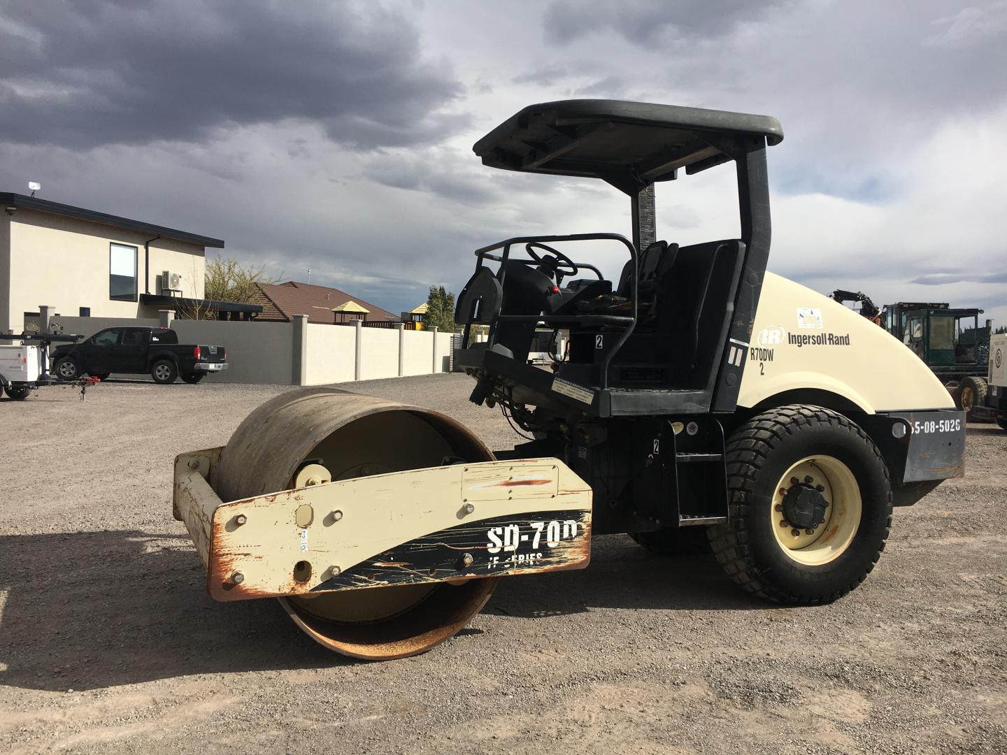 ./imagenes/INVOICE/2019/15866/COMPACTADOR INGERSOLL RAND_SD-70D TF (8).JPG